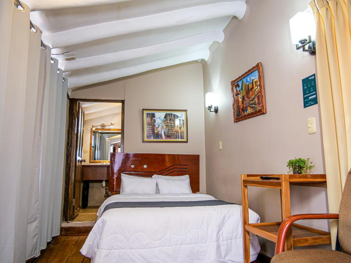 Hotel Guest House Wayra Куско Екстериор снимка